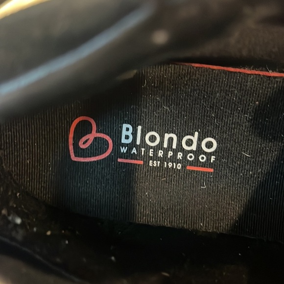 Blondo - high top low wedge sneakers women’s shoes size 7.5 Black/gray color - Picture 12 of 15